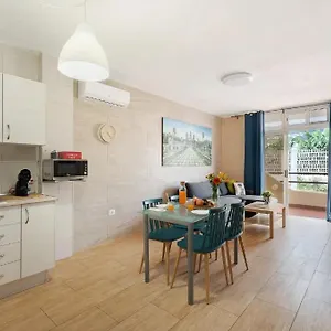 https://aparatamento-mariana-palace.tenerifehoteles.net
